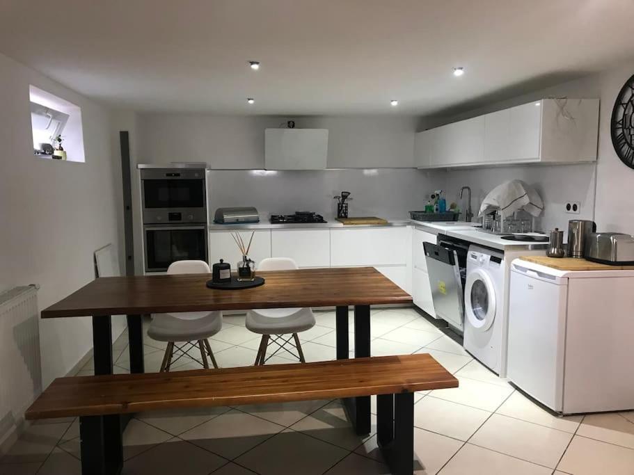 Appartement A La Decouverte De Strasbourg Bischheim Eksteriør bilde